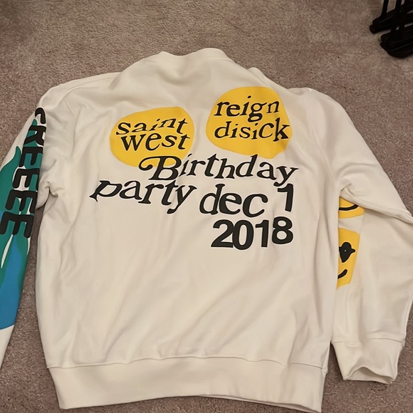 Yeezy Inspired Lucky Me It’s My Birthday Kanye West Sweatshirt - Picture 7 of 7